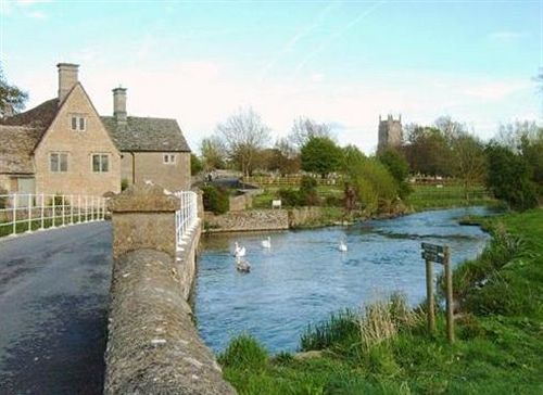 Waiten Hill Farm Hotel Cirencester Exterior photo